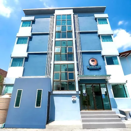 Roomquest Suvarnabhumi Ladkrabang 42